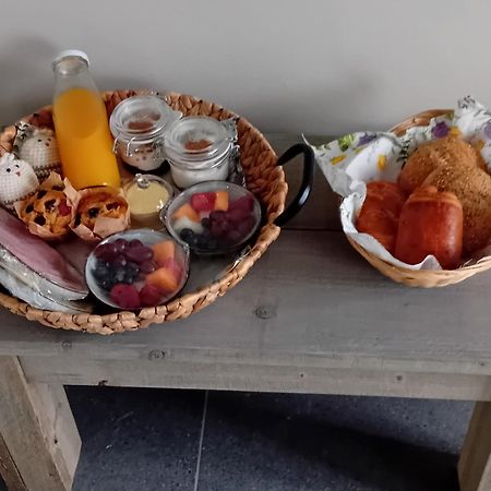 'T Huske Bed & Breakfast Werkendam Екстериор снимка